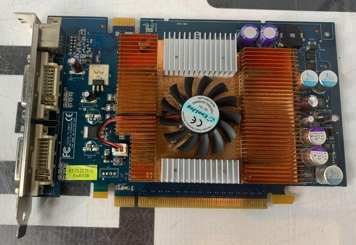 Used IU22 IE33 453561620181 PNY GeForce 7600GT DDR3 Graphics Video
