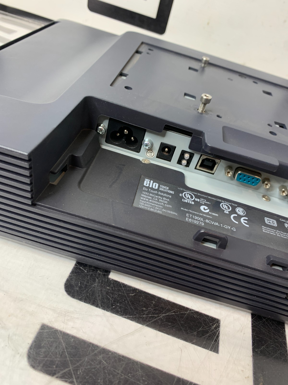 Used ELO ET1900L-8CWA-1-GY-G E619279 19" Touchscreen Monitor LCD DVI Touch Screen