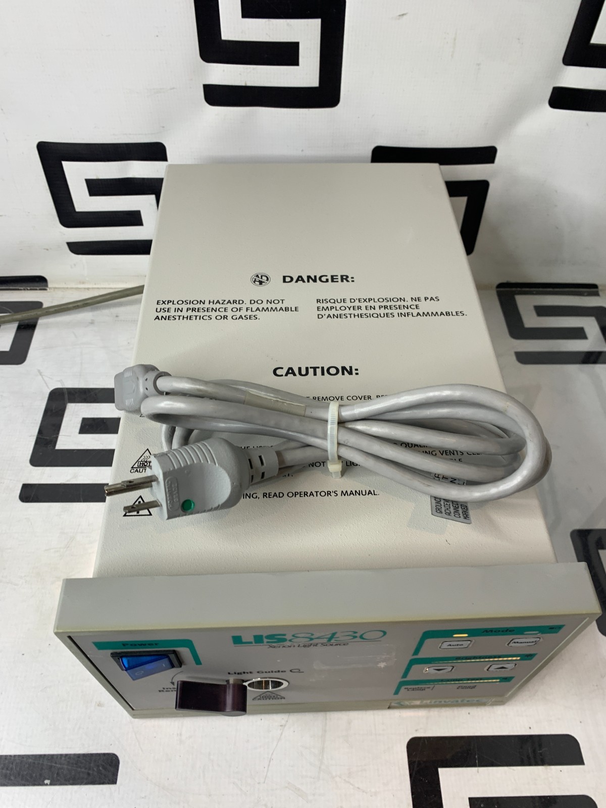 Used Linvatec LIS8430 Xenon Light Source 550W