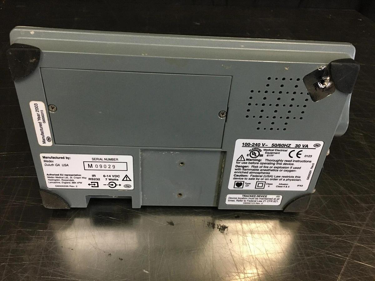 Used Smiths Medex Protege 3010 powers on with power cord