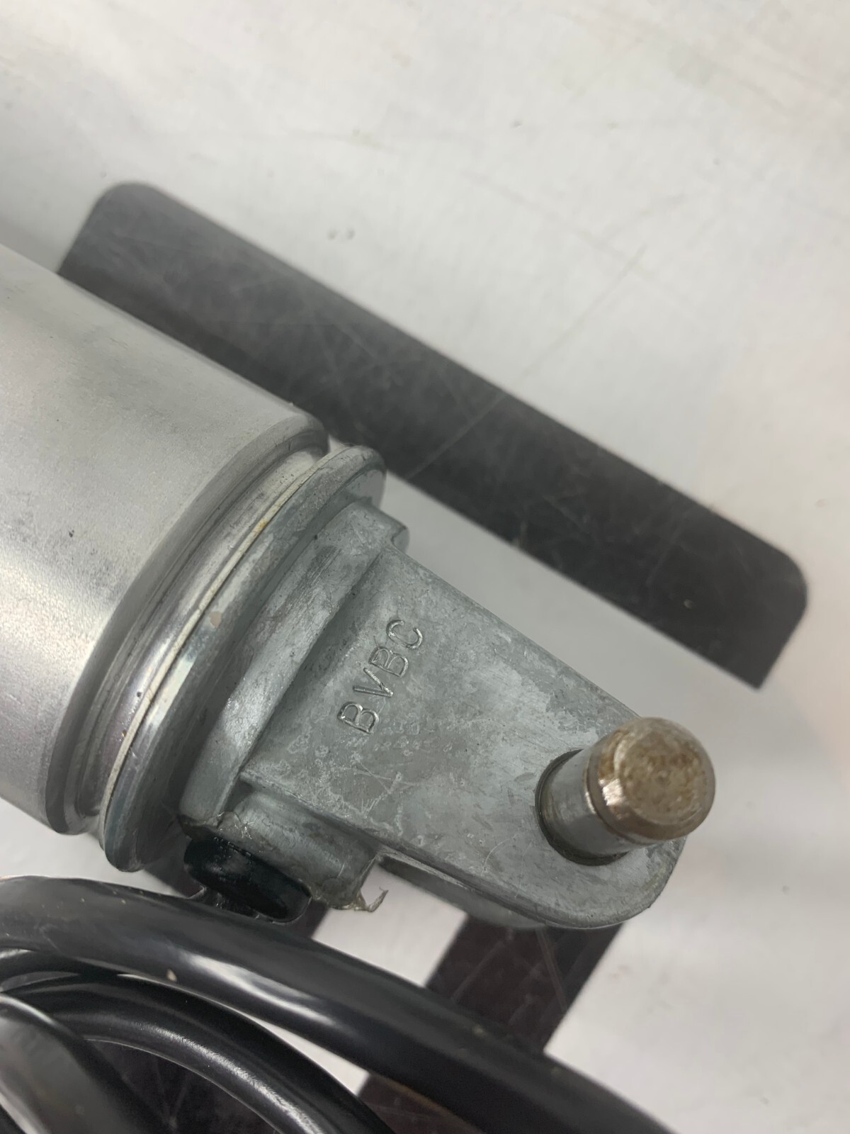 Used Midmark Ritter Evolution 75 Base Chair Tilt Cylinder PN 002-0002-00 RPI MIC064