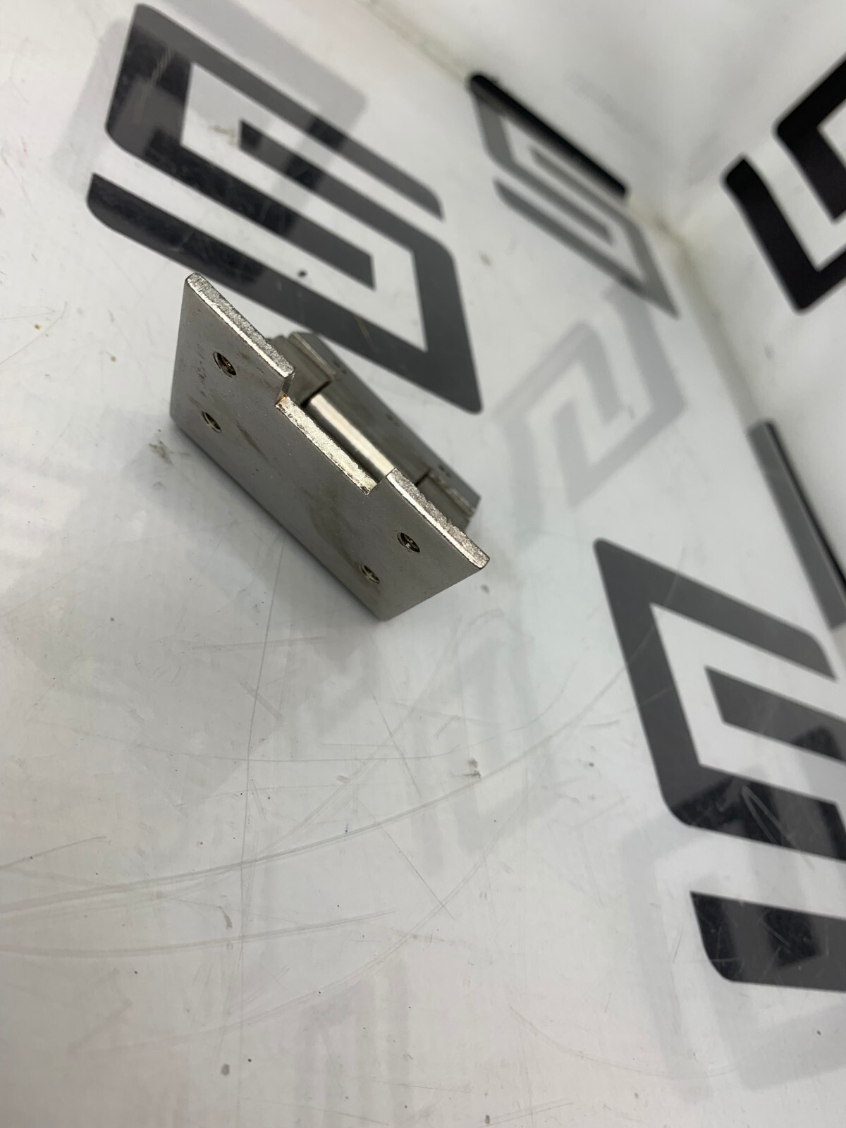 Used Thermo Scientific Fisher Sorvall Legend T RT Centrifuge Lid Door Hinge 20056736