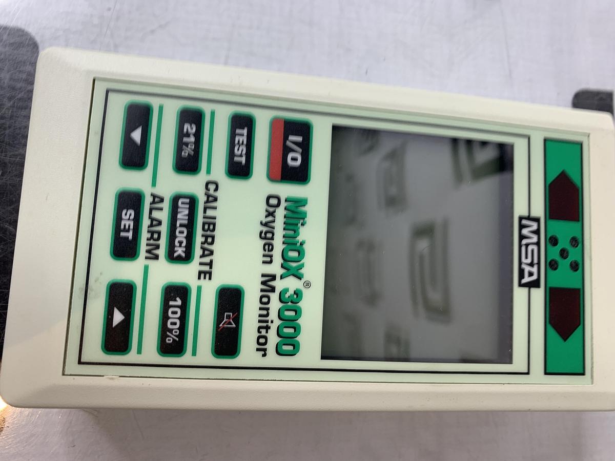 Used MSA MiniOX 3000 Oxygen Monitor W/ Cable NEW BATTERY P/N 710817 Ohio
