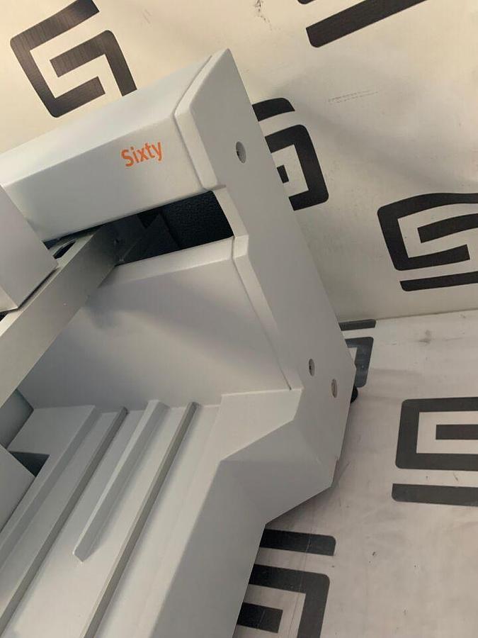 Used US Microwave Synthesizer w/ Robot Sixty 355381 355302