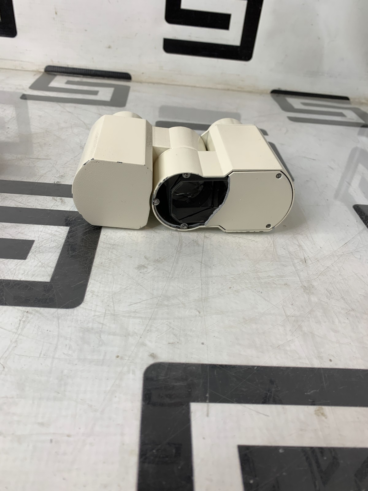 Used ZEISS AXIOVERT BINOCULAR HEAD 40 C 25 40 200 LAB MICROSCOPE  (NO EYE PIECES)