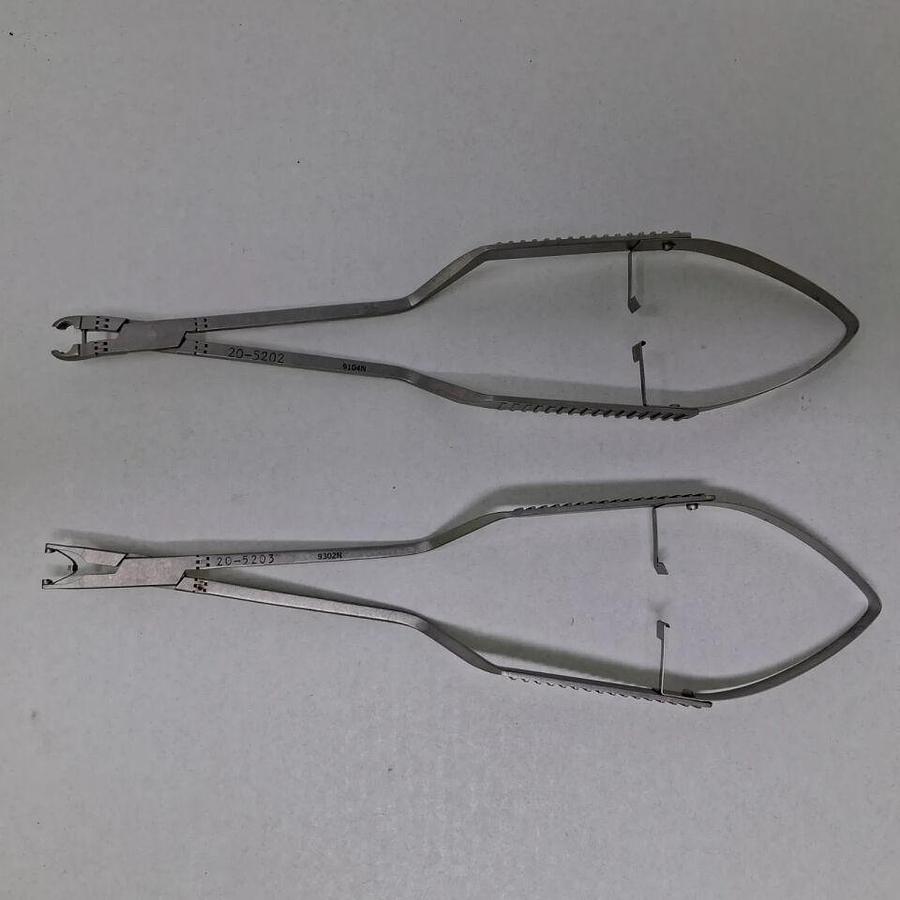 Used 81844 Clip Surgical Instrument Set  TESTED