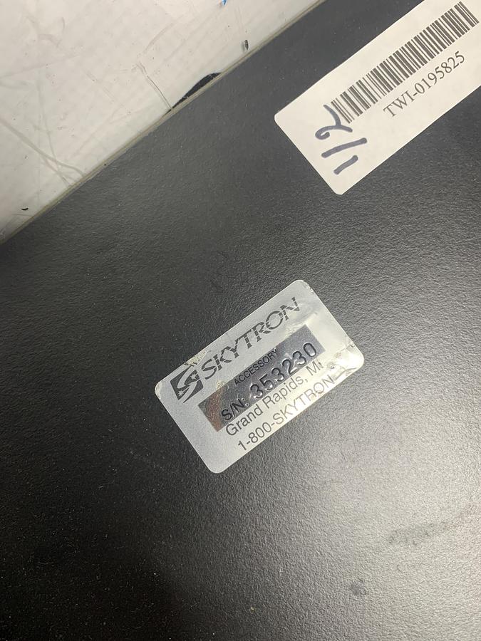 Used Skytron Power Grip Universal Split Leg P/N 4-030-60 Power Grip Left Right Support 3603