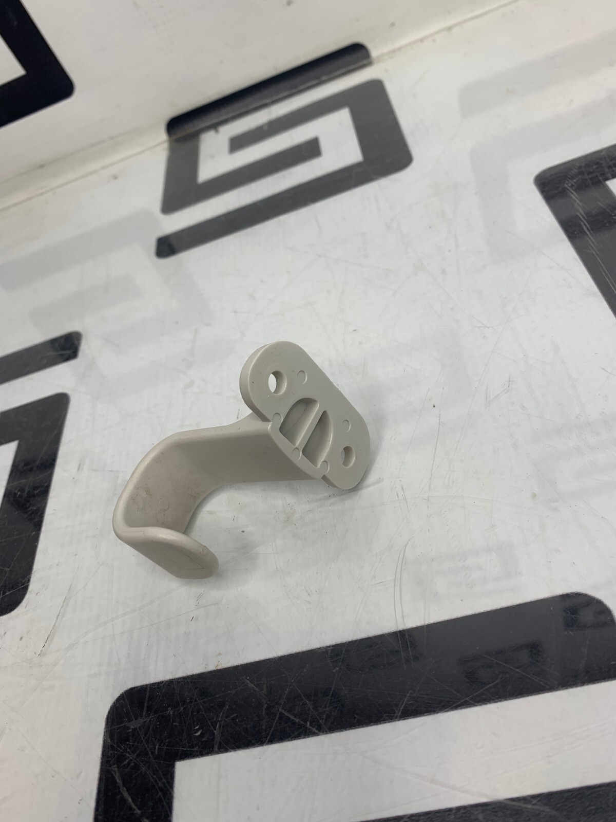 Used PHILIPS IU22 IE33 CART HOOK PROBE HOLDER HANGER