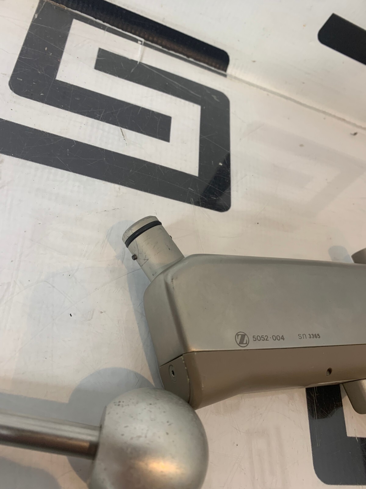 Used Amsco Zimmer Hall 5052-004 Orthopedic Orthair Air Reciprocator Saw & 4 Blades