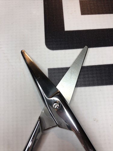Used V. Mueller XRDC07 SU 1860 Scissors 30 Day Warranty SU1860