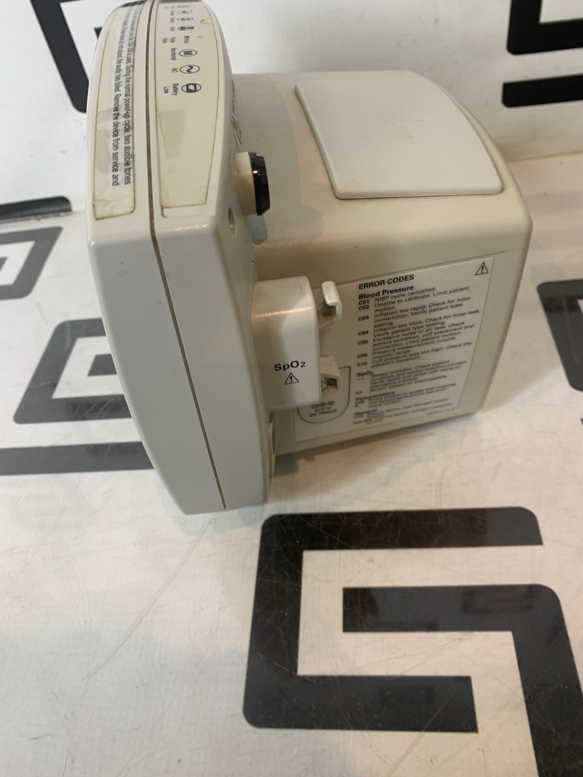 Used Welch Allyn 53N00 Vital Signs Monitor NIBP BP Blood Pressure 300 Series SPO2