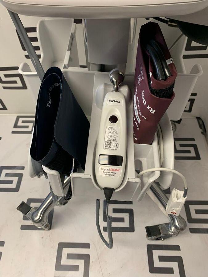 Used IQvitals Zone Monitor Rolling Mobile Stand Cart 200360 w/ TAT-5000