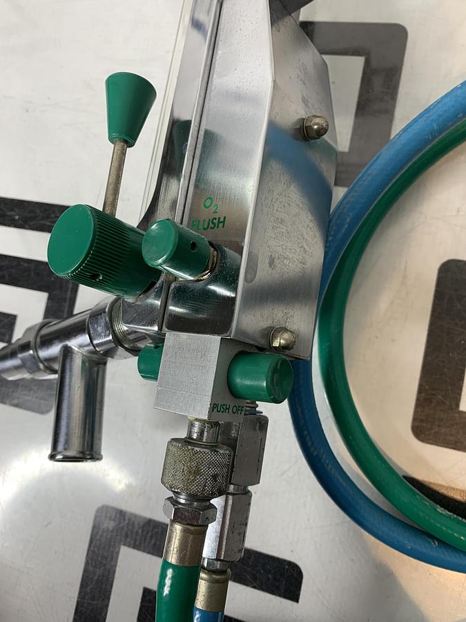 Used PORTER INSTRUMENT CO 660050-66 NCG Chemetron NItrous Oxide FLOW CONTROLLER