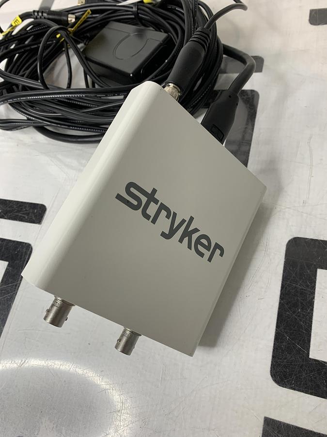 Used Stryker 0240-099-250 S-Video/Composite to HDMI Converter w/ Power Supply & Cables