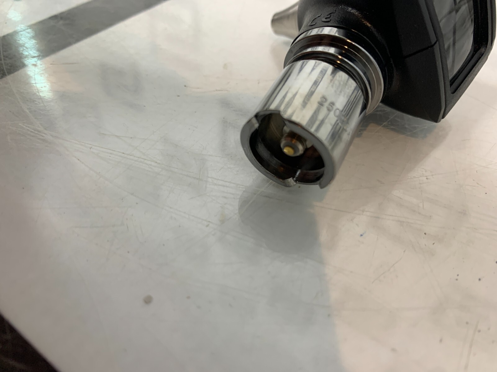 Used Welch Allyn 25020A Diagnostic Otoscope Head 3.5V Bulb Lens Cleaned Tested 25020