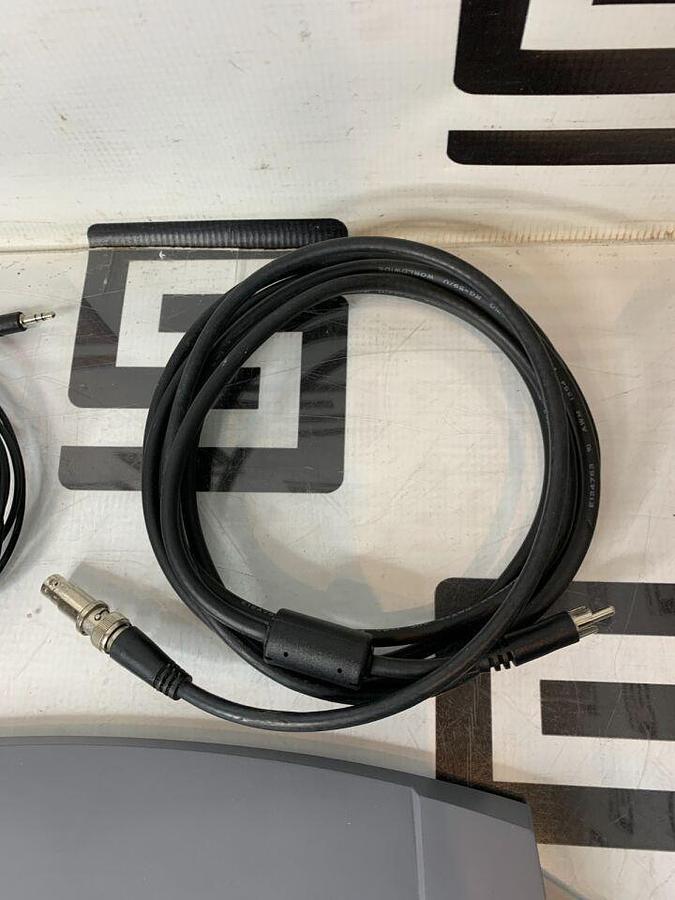 Used Titan Micromaxx Mini Dock w/ Cables -09 Mini-Dock