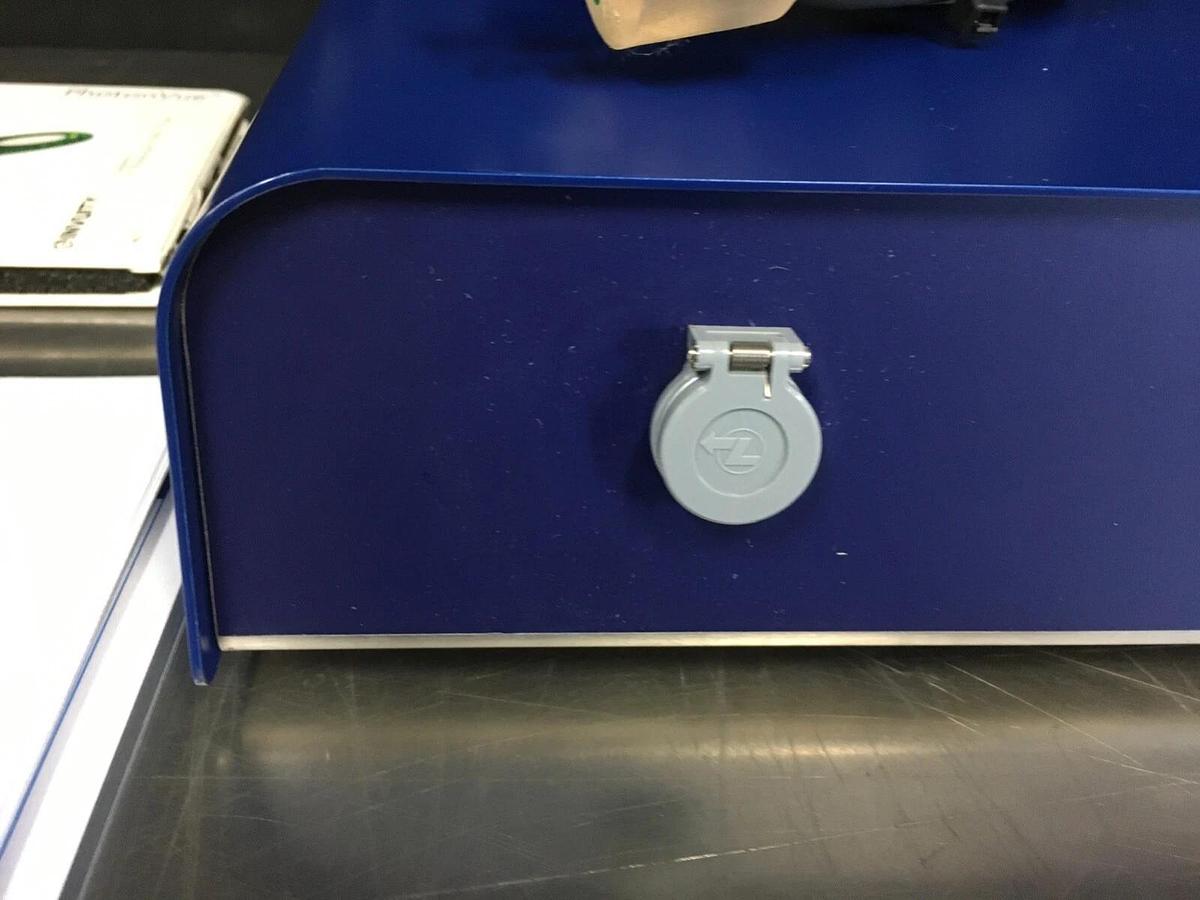 Used Invuity Photonvue PVUE-CCB-1.0 Control Box and PVUE-COH-1.0 Optical Head w/key