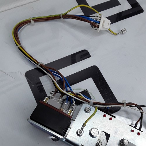 Used Beckman Allegra X-22 X22R Centrifuge Lid Latch Assembly 365972