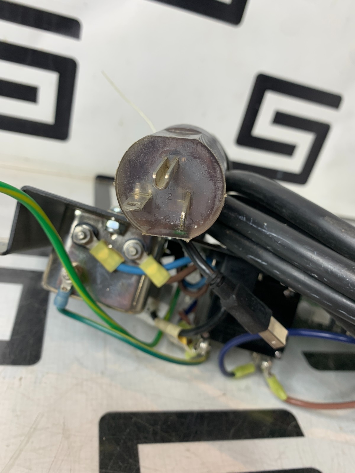 Used QUINTON Medtrack CR-60 TM55 Treadmill P/N 042179-001 PCBA ASSY CONFIG PLATE LOV