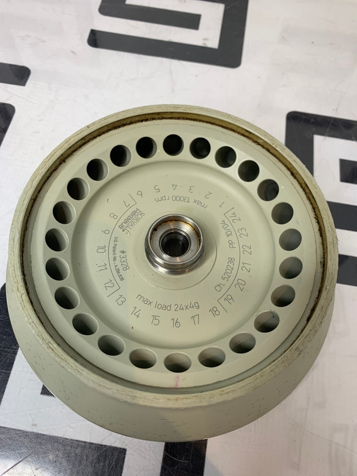 Used Sorvall Heraeus Fresco 3328 Centrifuge Fixed Angle Rotor 24x1.5-2mL 13.000 RPM