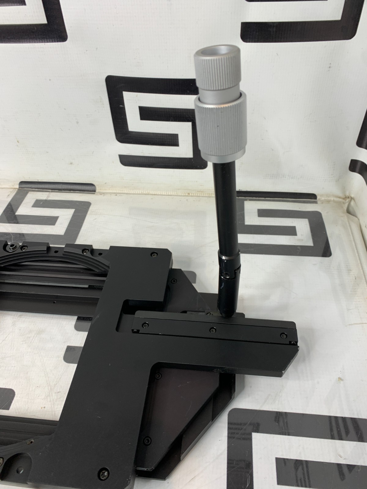 Used Zeiss Microscope Mechanical XY Stage for Axiovert 100 / 200 / Axio Observer