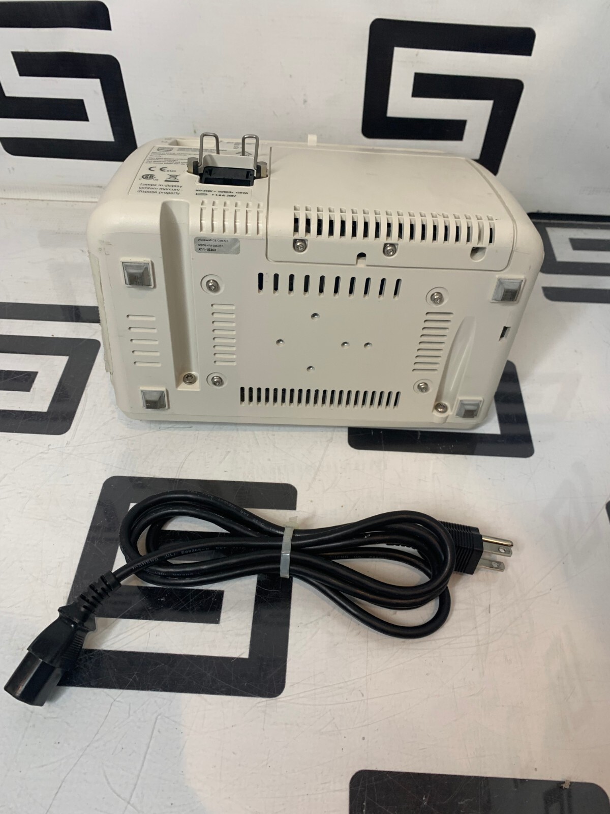 Used Philips Suresigns VS3 Vital Signs 863071 Pulse SpO2 NBP NIBP 30 DAY WARRANTY