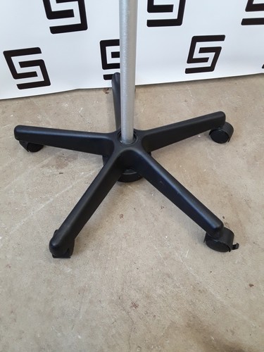 Used Welch Allyn Rolling Mobile Stand Exam Light Cart 48650 FOR 48830 Lite Box