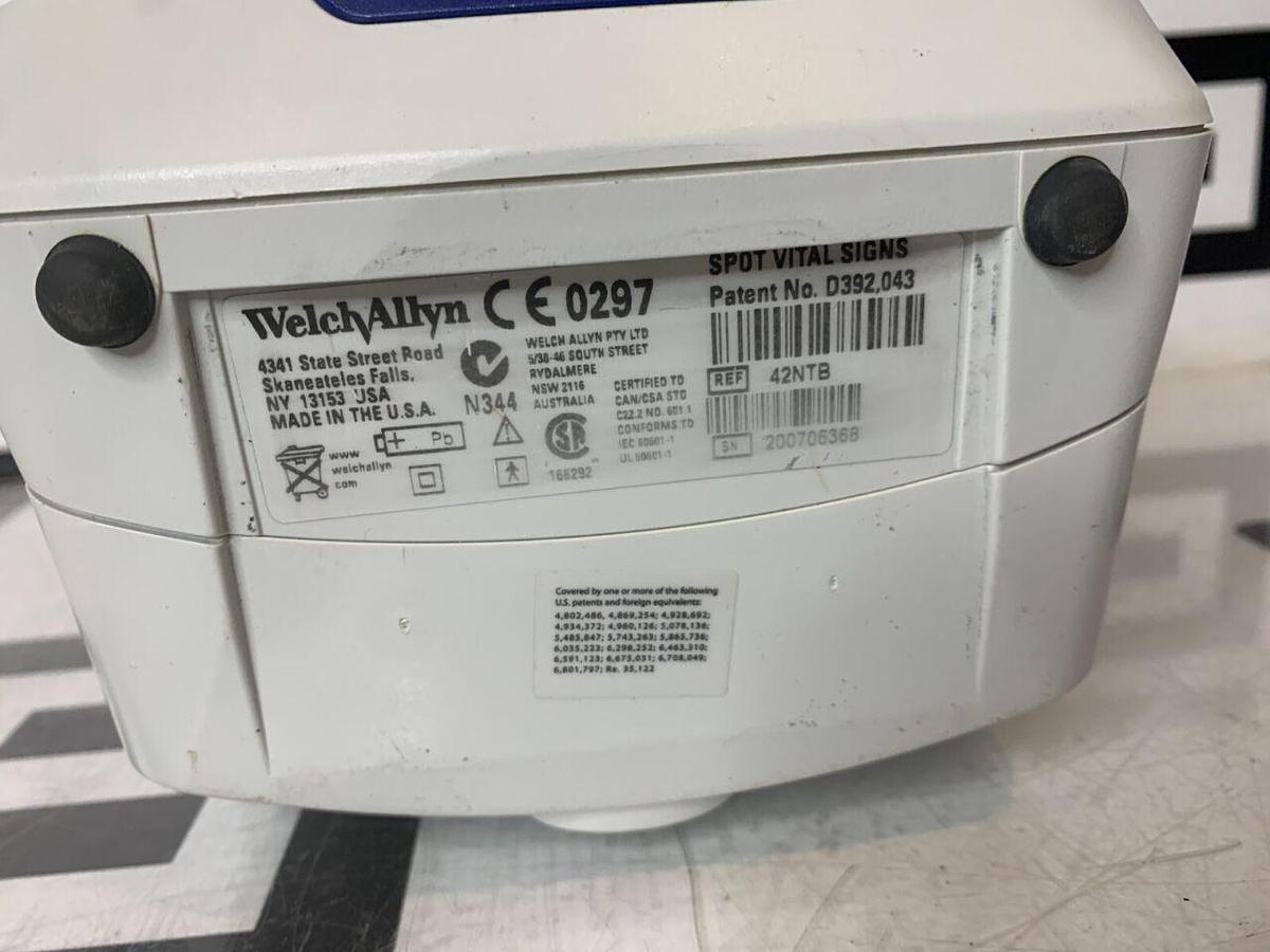 Used WELCH ALLYN Spot Vital Signs 420 Series
