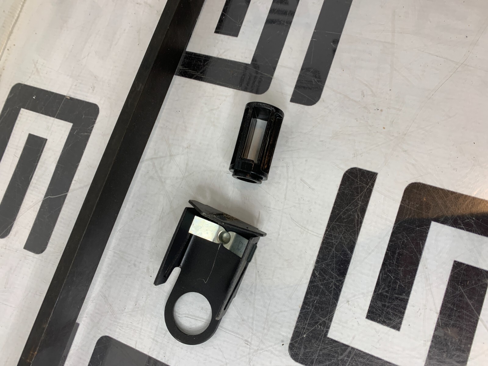 Used Midmark 625 Stirrup Assembly 029-2951-06 Ritter White Quantity 1