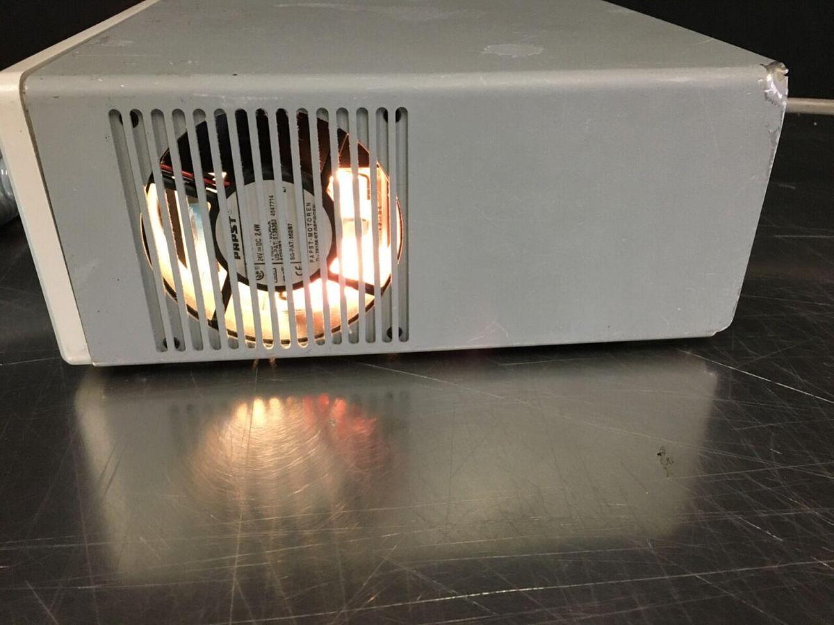 Used RESPIRONICS THE WALLABY 3 LIGHT PHOTOTHERAPY