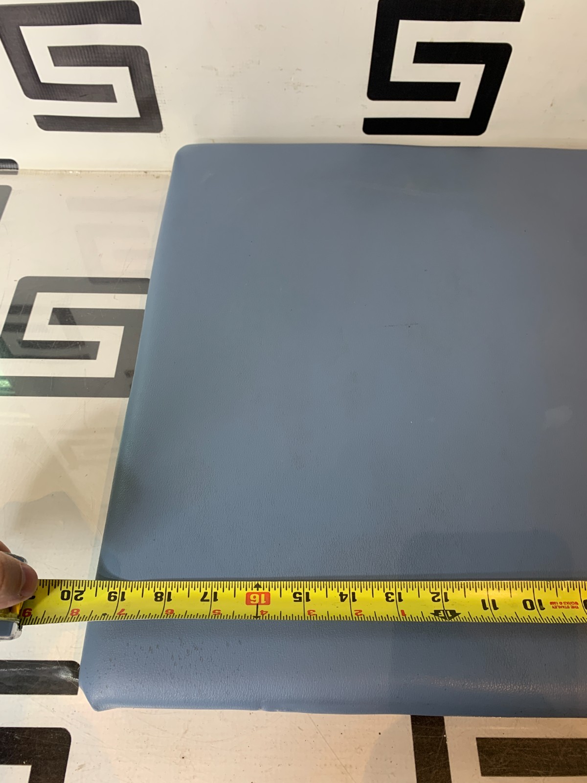 Used Midmark 104 Ritter 028-0439-00 Extended Upholstered Footrest Exam Table BLUE