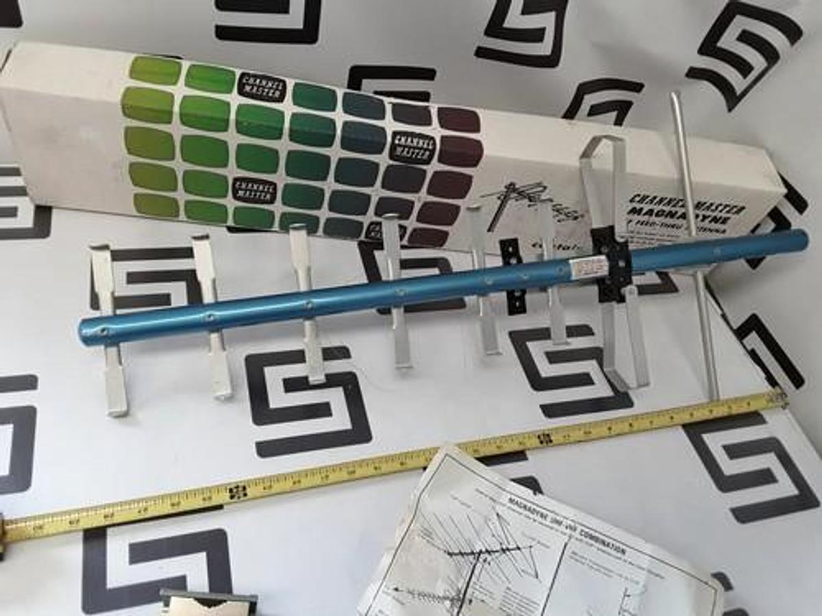 NEW Vintage Channel Master Magnadyne 300 OHM UHF Antenna Model 4309 From 1980s