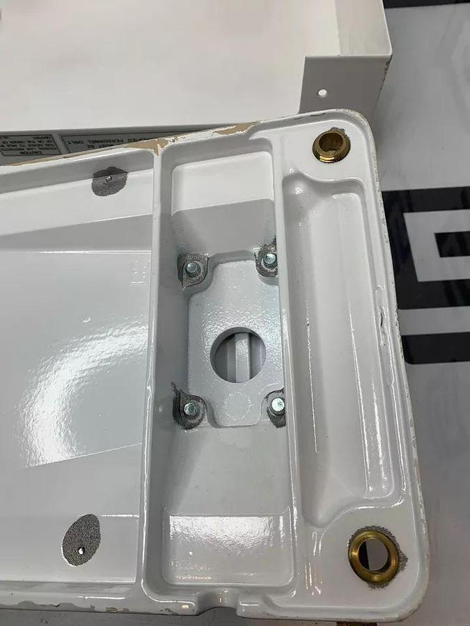 Used PLANMECA INTRA PLANMECA INTRAORAL PROSTYLE INTRA ORAL XRAY BITEWING WALL MOUNT & BOX COVER