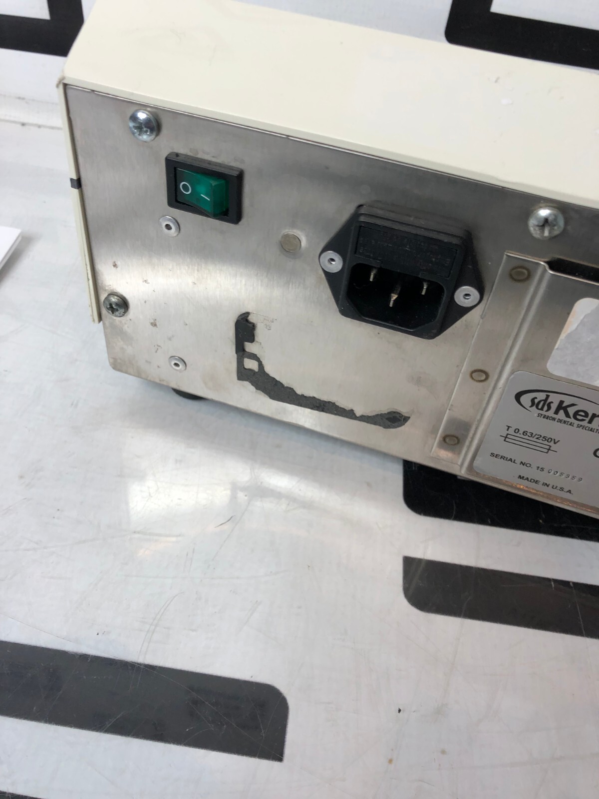 Used SDS KERR Model 100 OptiMix Amalgamator Demetron Dental Digital Mixing System