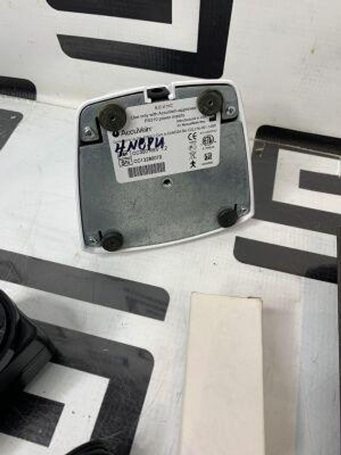 Used ACCUVEIN AV300 w/ Charger CC300, Power Supply,  New Battery & Manual AV400 AV500