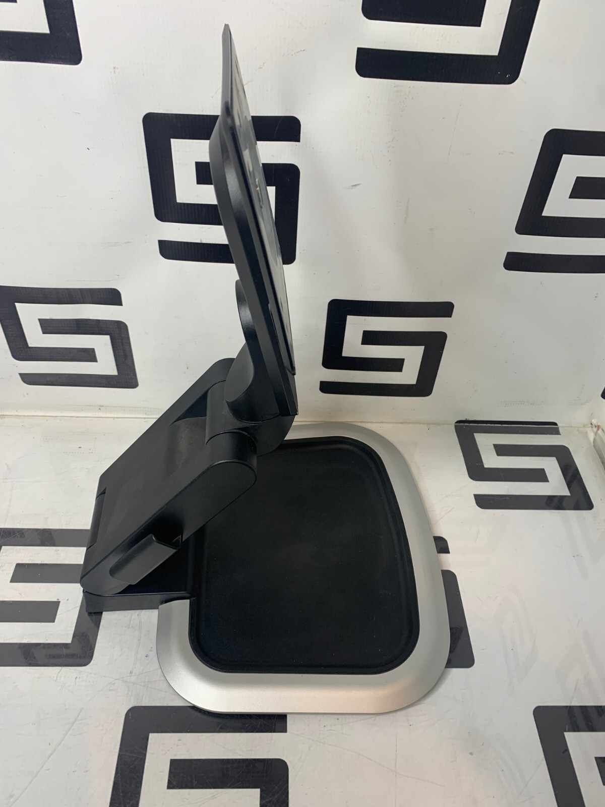 Used Universal Monitor Stand HP LA1951G 27”+ LCD Height Adjustable VESA mount 100x100