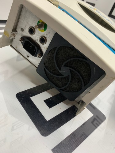 Used Ohmeda Giraffe Spot PT Lite Phototherapy Bili Light System 6600-0833-800 NO BULB