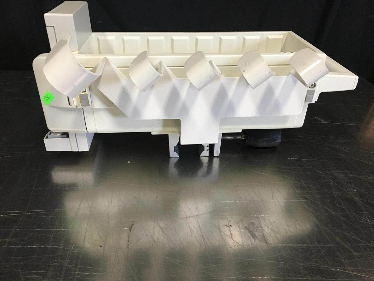 Used Philips M8048A 862461 IntelliVue Module FMS Rack M8048-60002 with Pole Clamp