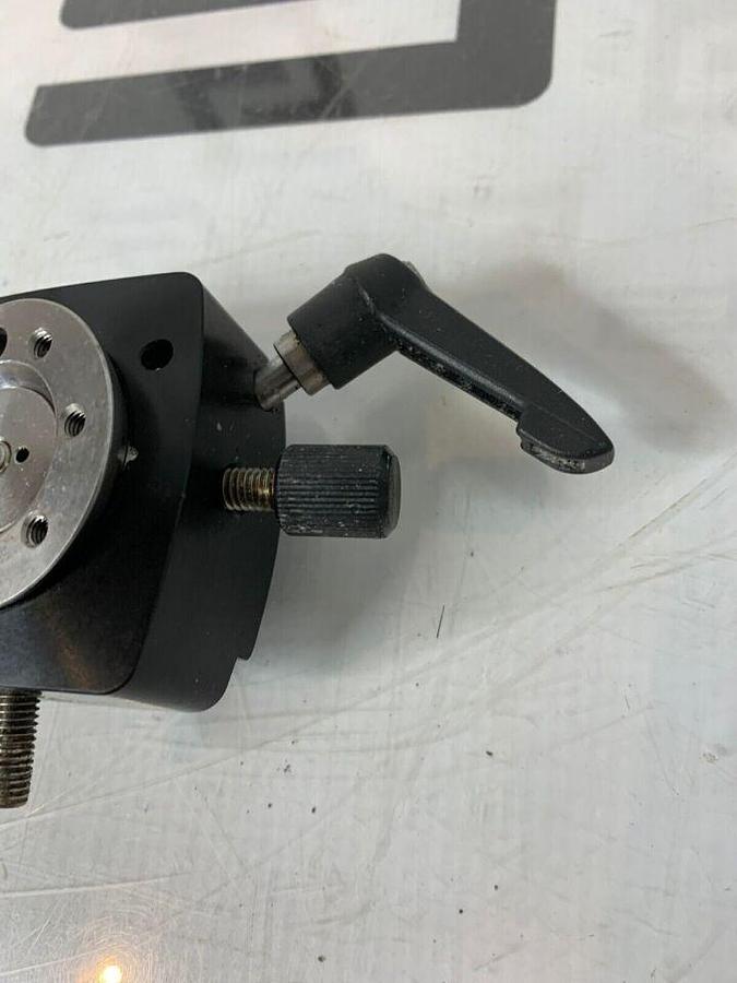 Used Fixture Orienting Orientation Head Specimen Clamp