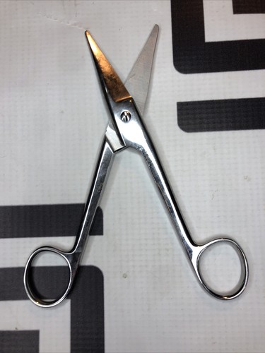Used V. Mueller XRDX01 SU 1860 Scissors 30 Day Warranty SU1860