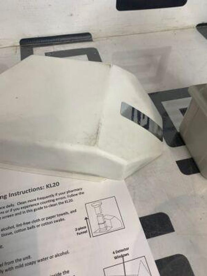 Used KIRBY LESTER KL20 Pill Tablet Counter Dispenser WITH LOGIN & PASSWORD