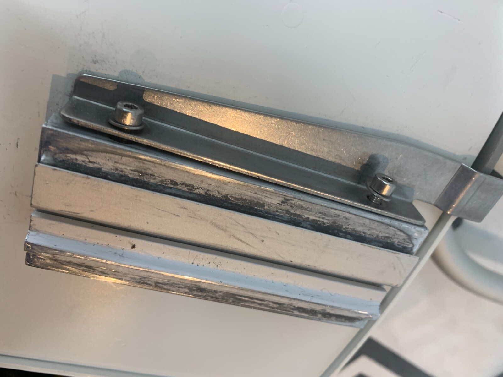 Used Ohmeda Giraffe Spot PT Lite Phototherapy Bili Light System 6600-0845-800 W/ BULB