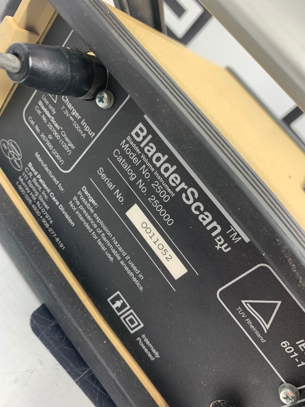 Used Diagnostic Ultrasound BLADDERSCAN BVI-2500 W/ Power Supply & Probe