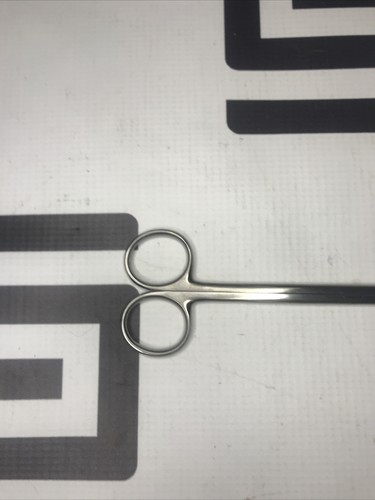 Used V. Mueller VINI CH5677-9 Scissors 30 Day Warranty CH 5677-9
