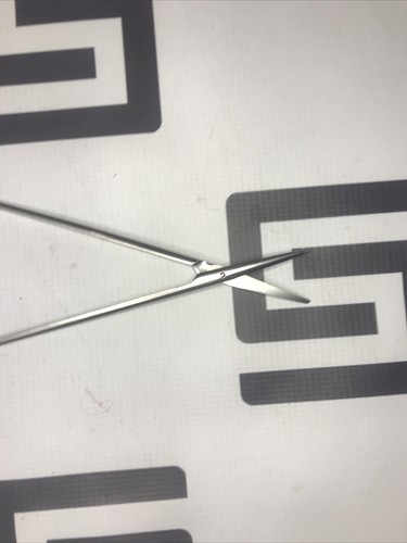 Used V. Mueller CH-2032 Scissors 30 Day Warranty