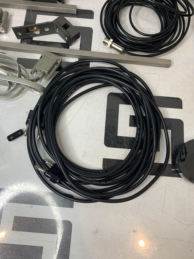 Used Keithley 35080A Dosimeter kVp Readout 35050A Divider X-Ray Kit 96035 35035 METER