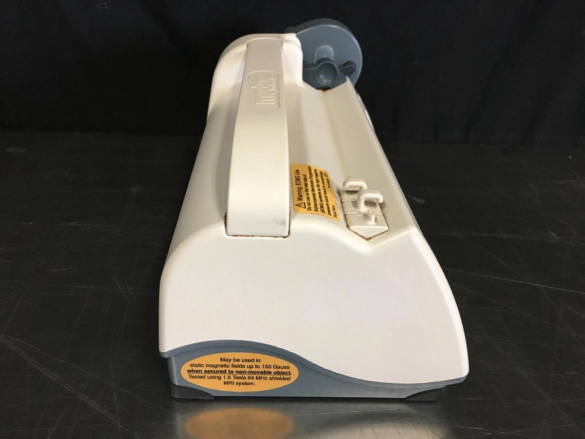 Used Smiths Medex Protege 3010 powers on with power cord