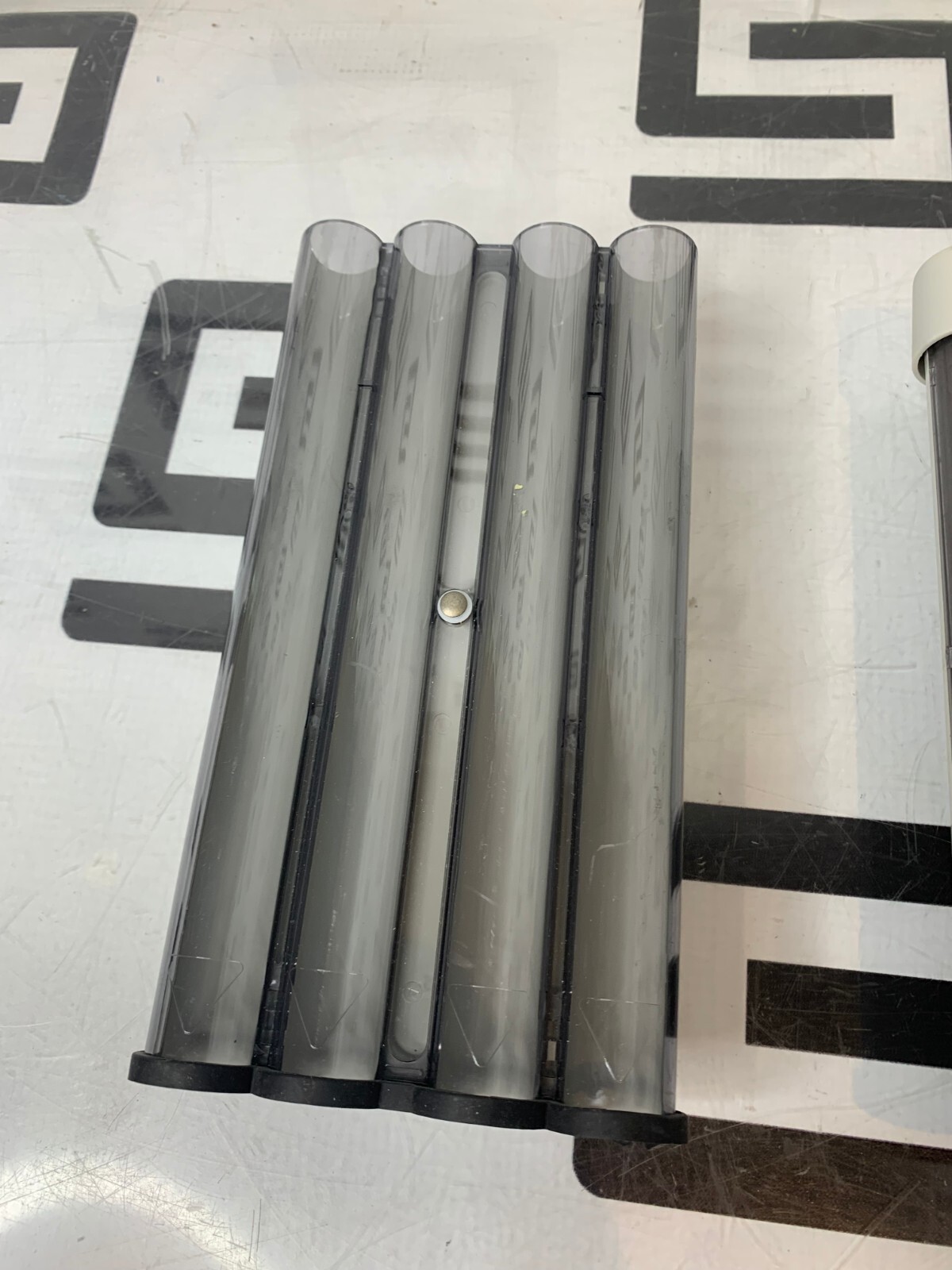 Used Welch Allyn 52100 KleenSpec Dispenser Specula 2.5mm 4mm Diagnostic Style 2 pcs.