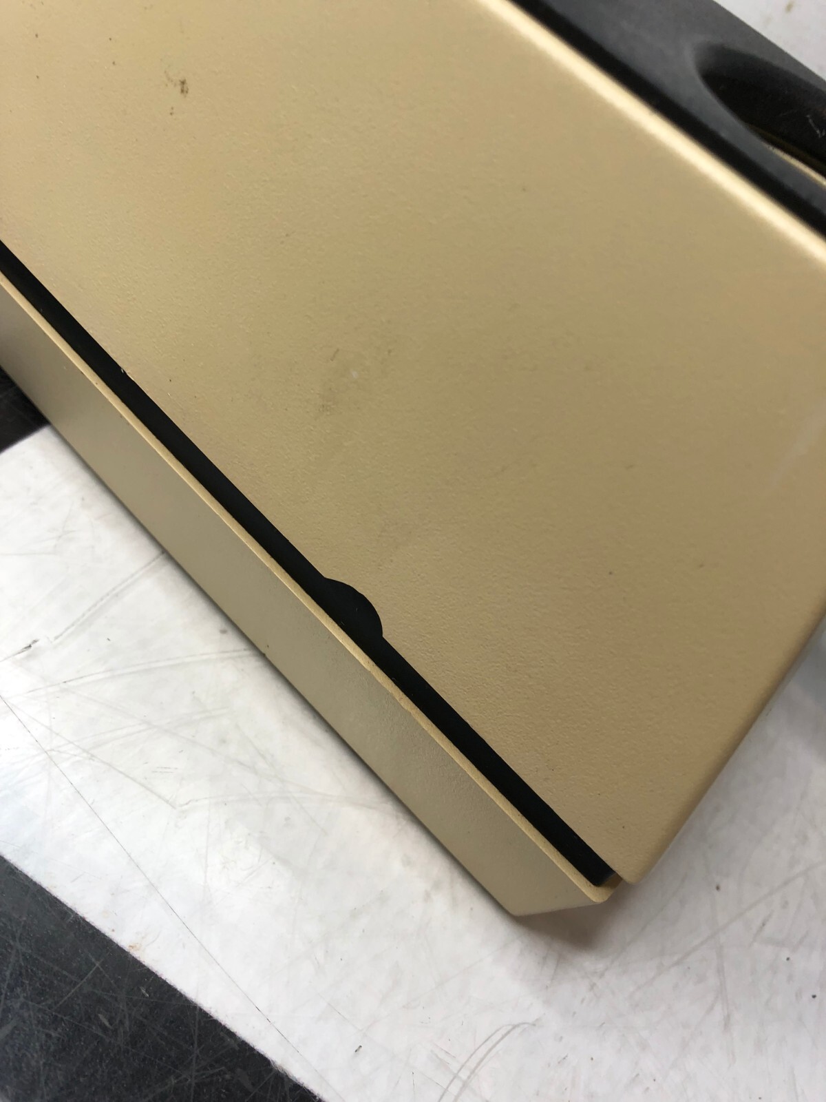 Used Welch Allyn 71110 Charger for 71500 or 71670 Rechargeable Battery Handle