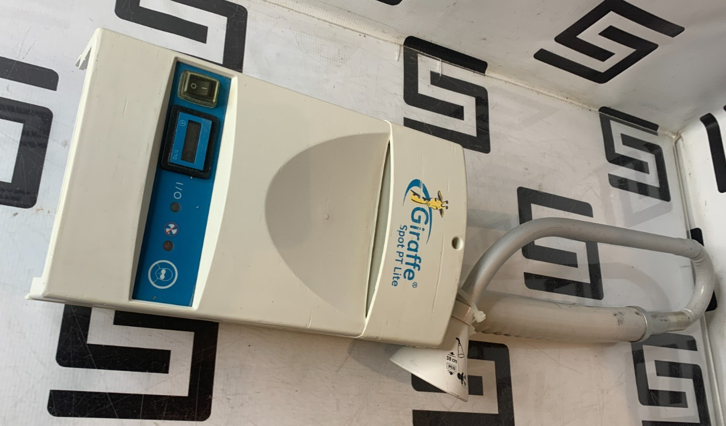 Used Ohmeda Giraffe Spot PT Lite Phototherapy Bili Light System 6600-0833-800 NO BULB